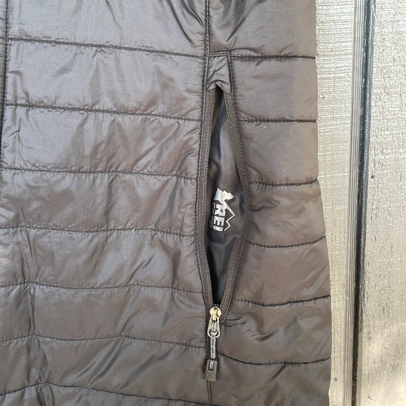 REI Synthetic insulated jacket nano puff - Picture 9 of 10